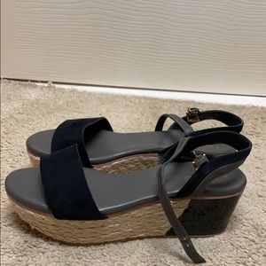 Cole Haan Black platform 6.5